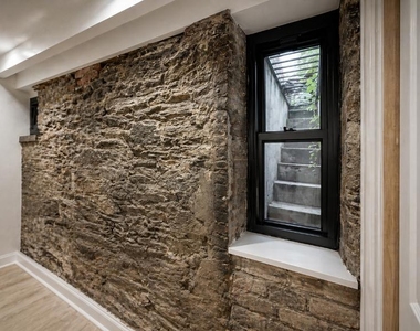 West 53rd Street - Photo Thumbnail 10