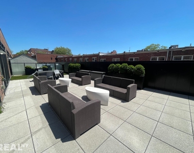 144-74 Northern Boulevard - Photo Thumbnail 8