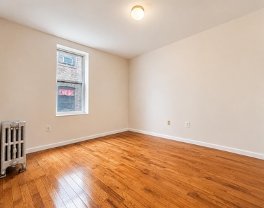3924 Broadway - Photo Thumbnail 4