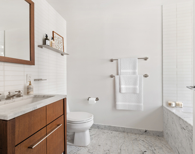 140 E 63rd St - Photo Thumbnail 11