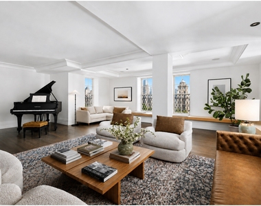 140 E 63rd St - Photo Thumbnail 1