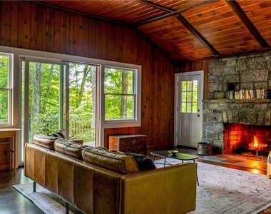 317 Lake Shore Road - Photo Thumbnail 2