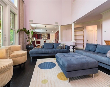 53 Pembroke Drive - Photo Thumbnail 10
