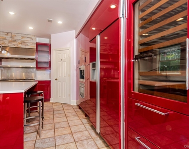 53 Pembroke Drive - Photo Thumbnail 18