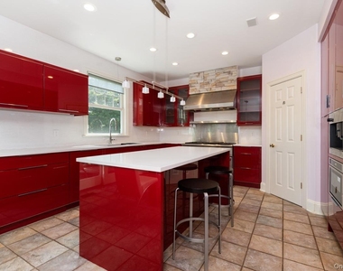 53 Pembroke Drive - Photo Thumbnail 20