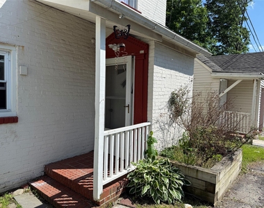 135 Sullivan Street - Photo Thumbnail 1