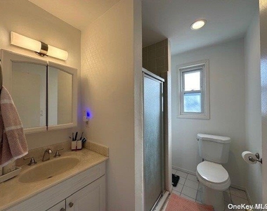 20 Dewey Street - Photo Thumbnail 6