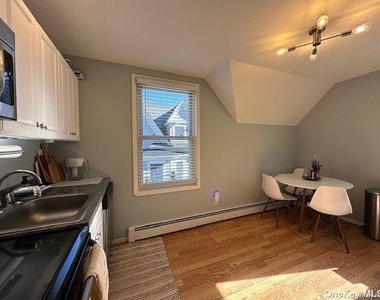 20 Dewey Street - Photo Thumbnail 2