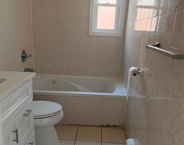 231-10 145 Avenue - Photo Thumbnail 3