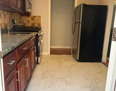 231-10 145 Avenue - Photo Thumbnail 7