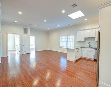 41 Green Street - Photo Thumbnail 1