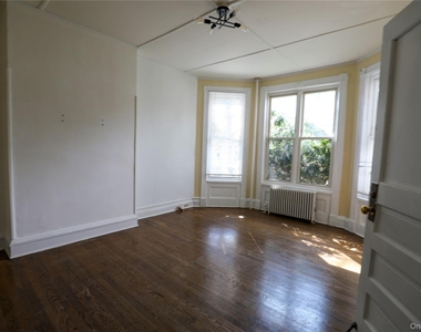 141 Saint James Street - Photo Thumbnail 3