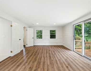 383 N Salem Road - Photo Thumbnail 8