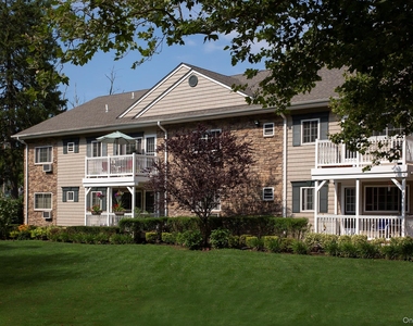 662 Veterans Highway - Photo Thumbnail 1