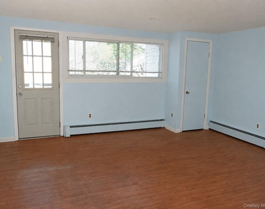 36 Burr Road - Photo Thumbnail 1