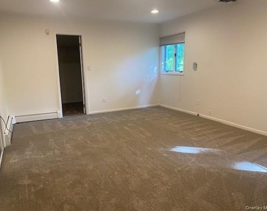 27 Martin Court - Photo Thumbnail 12