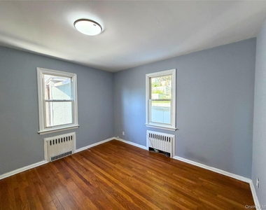 104 Washington Avenue N - Photo Thumbnail 11