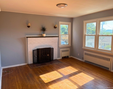104 Washington Avenue N - Photo Thumbnail 4