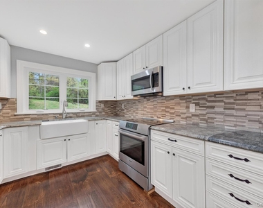 935 Peach Lake Road - Photo Thumbnail 14