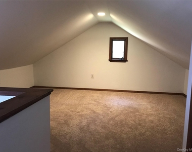 84 Foster Road - Photo Thumbnail 13
