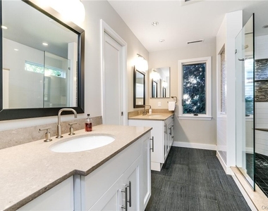4 Parkfield Road - Photo Thumbnail 18