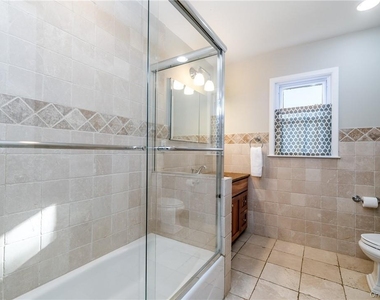 4 Parkfield Road - Photo Thumbnail 16
