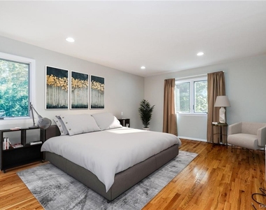 4 Parkfield Road - Photo Thumbnail 12