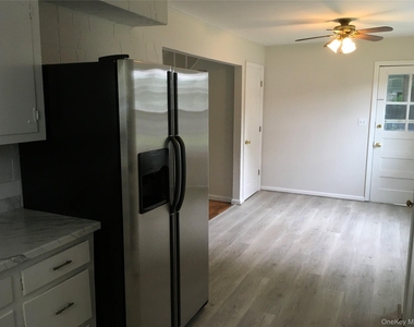 11 George Street - Photo Thumbnail 6
