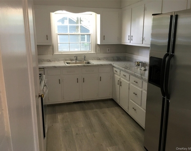11 George Street - Photo Thumbnail 5
