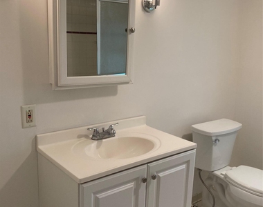 31 Wildwood Ridge - Photo Thumbnail 5