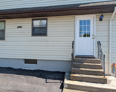 1729 Ferguson Street - Photo Thumbnail 3