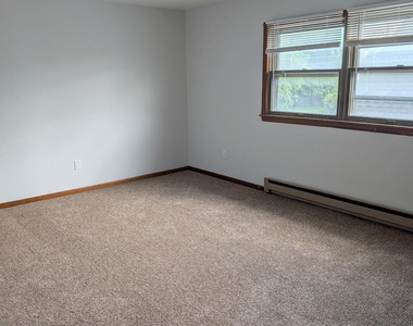 1729 Ferguson Street - Photo Thumbnail 18