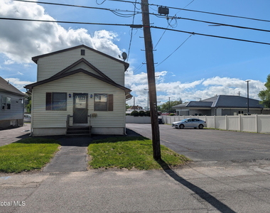 1729 Ferguson Street - Photo Thumbnail 1