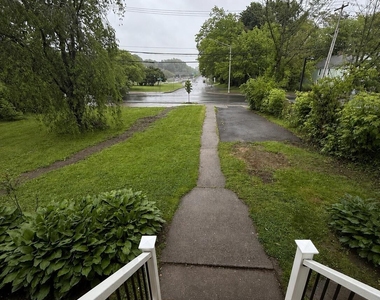 282 Livingston Avenue - Photo Thumbnail 17