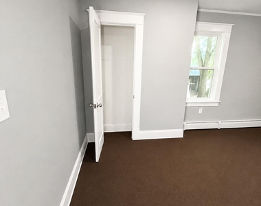 282 Livingston Avenue - Photo Thumbnail 8