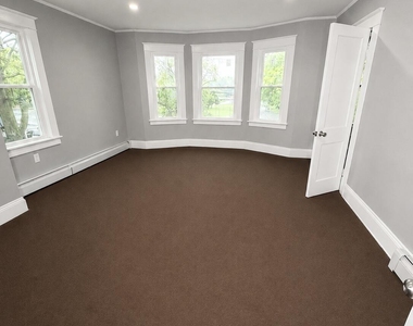 282 Livingston Avenue - Photo Thumbnail 6