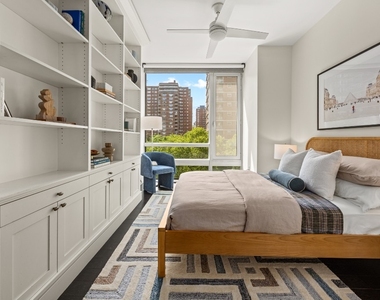 261 W 28th Street - Photo Thumbnail 10