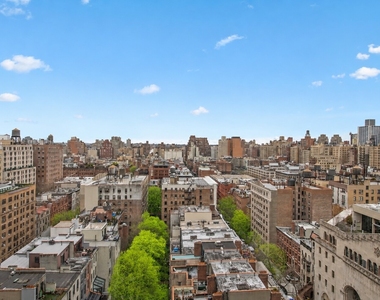 225 Central Park W - Photo Thumbnail 15