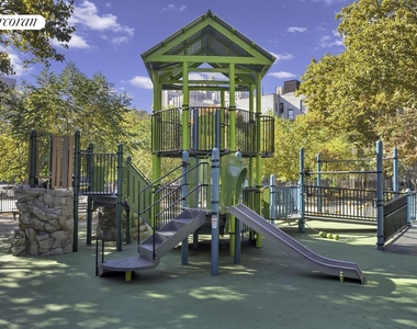 563 W 170th Street - Photo Thumbnail 18