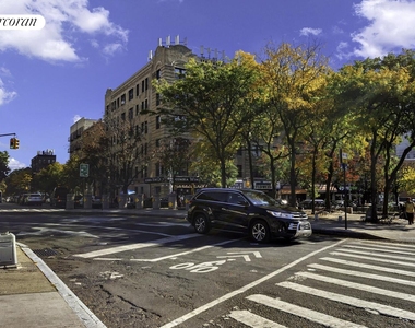 563 W 170th Street - Photo Thumbnail 29