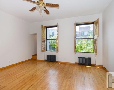 120 W 119th Street - Photo Thumbnail 4