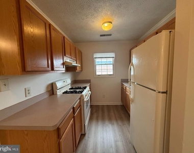 2264 Papermill Road - Photo Thumbnail 4