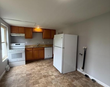 203 E Whitlock Avenue - Photo Thumbnail 7
