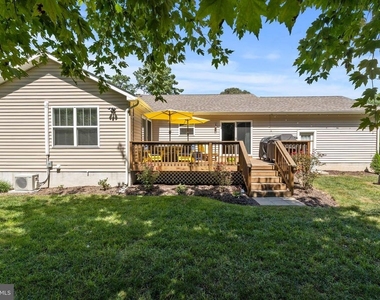 305 Cedar Lane - Photo Thumbnail 26