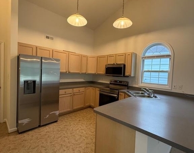 11707 Collinwood Court - Photo Thumbnail 4