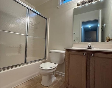 11707 Collinwood Court - Photo Thumbnail 10