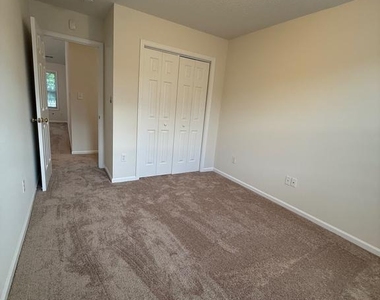 11707 Collinwood Court - Photo Thumbnail 8