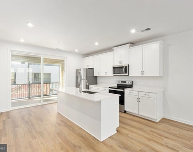 2514 Neabsco Common Place - Photo Thumbnail 6