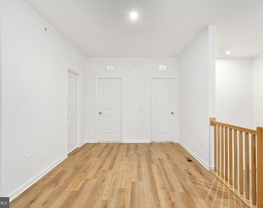 2514 Neabsco Common Place - Photo Thumbnail 12