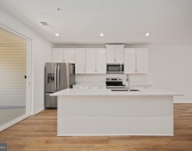 2534 Neabsco Common Place - Photo Thumbnail 23